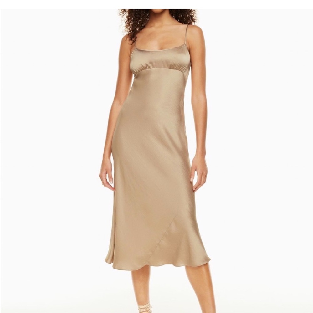 Aritzia Wilfred Landscape Satin Midi Dress in Gold Camel Chameau Size Large